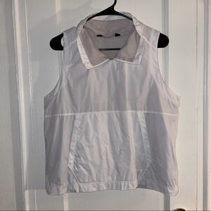 UNDER ARMOUR White Vest